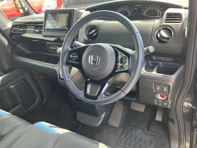 ホンダ Ｎ　ＢＯＸ カスタム ６６０ Ｌ ターボ R3年 (四国) 99