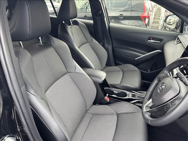 トヨタ カローラクロス ＨＹＢＲＩＤ Ｚ R7年 (九州・沖縄) 99