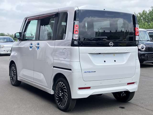 日産 ルークス ６６０ ＡＵＴＥＣＨライン ターボ ４ＷＤ R7年 (北海道) 99