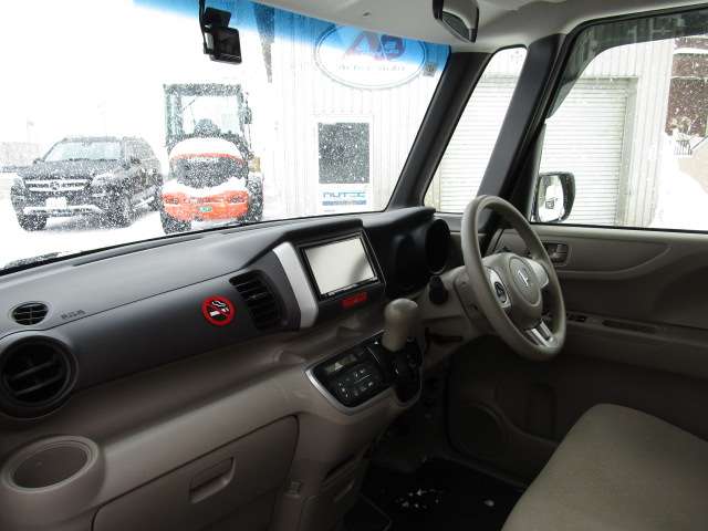 ホンダ Ｎ　ＢＯＸ＋ ６６０ Ｇ Ｌパッケージ 車イス仕様車 ４ＷＤ H25年 (北海道) 99