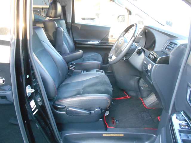 トヨタ ヴェルファイア ２．４Ｚ　ゴールデンアイズ H25年 (近畿) 99