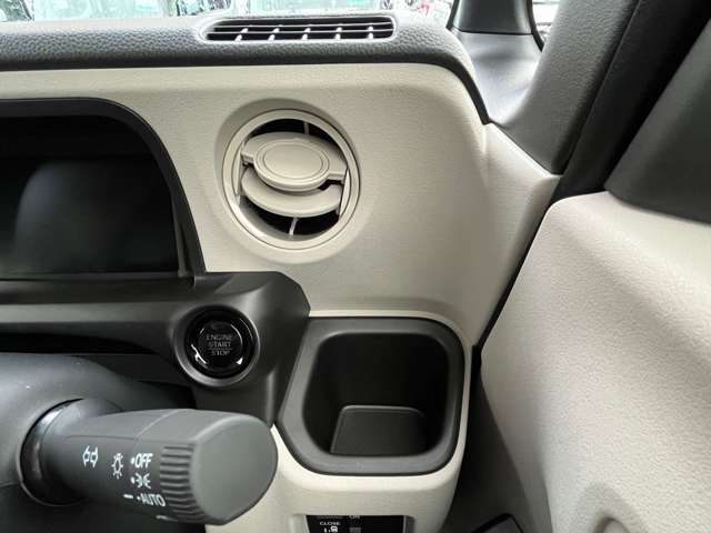 ホンダ Ｎ　ＢＯＸ ６６０ R8年 (四国) 99