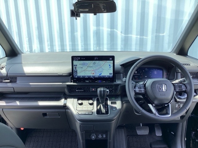 ホンダ ステップワゴン １．５ スパーダ ４ＷＤ R8年 (近畿) 99