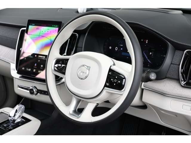 ボルボ ＸＣ９０ ウルトラ Ｔ８ ＡＷＤ プラグイン ハイブリッド ブライト エディション ４ＷＤ R7年 (東海) 99