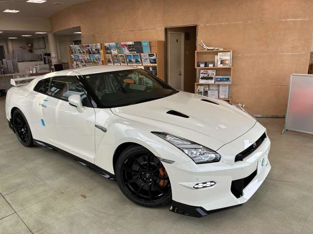 日産 ＧＴ−Ｒ ３．８ トラックエディション ＥＮＧＩＮＥＥＲＥＤ ＢＹ ＮＩＳＭＯ ４ＷＤ R7年 (近畿) 99