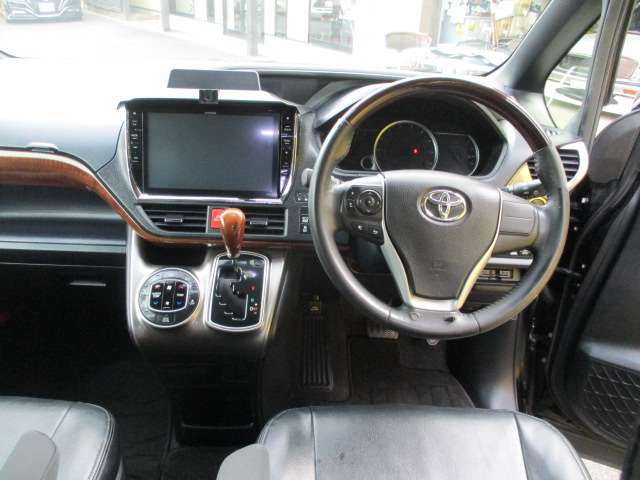 トヨタ ヴォクシー ２．０ ＺＳ H26年 (関東) 99
