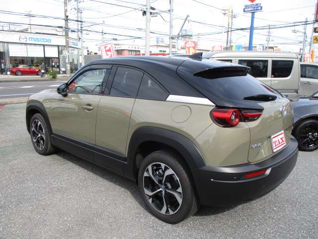 マツダ ＭＸ−３０　ロータリーＥＶ ナチュラル　モノトーン R5年 (関東) 99