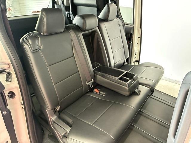 トヨタ ノア ２．０ Ｘ R6年 (中国) 99