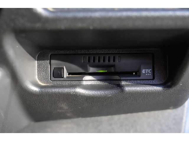 トヨタ ハイエースバン ２．８ ＤＸ ロング ＧＬパッケージ ディーゼルターボ ４ＷＤ R2年 (北海道) 99