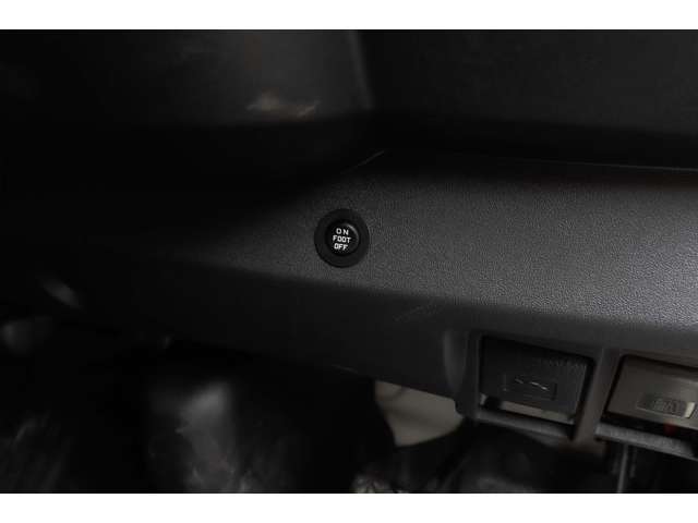 トヨタ ハイエースバン ２．８ ＤＸ ロング ＧＬパッケージ ディーゼルターボ ４ＷＤ R2年 (北海道) 99