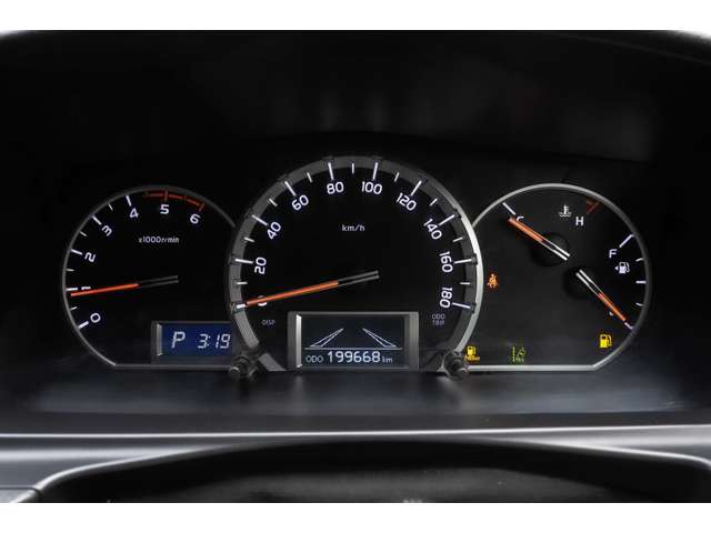 トヨタ ハイエースバン ２．８ ＤＸ ロング ＧＬパッケージ ディーゼルターボ ４ＷＤ R2年 (北海道) 99