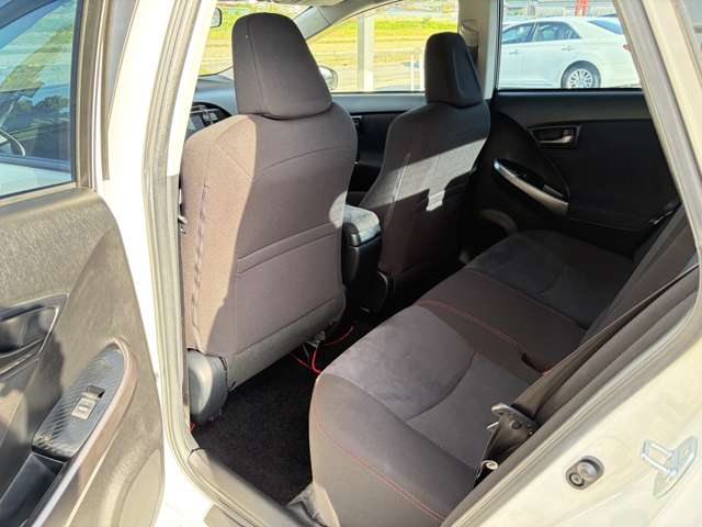 トヨタ プリウス １．８ Ｓ ツーリングセレクション Ｇ'Ｓ H26年 (近畿) 99
