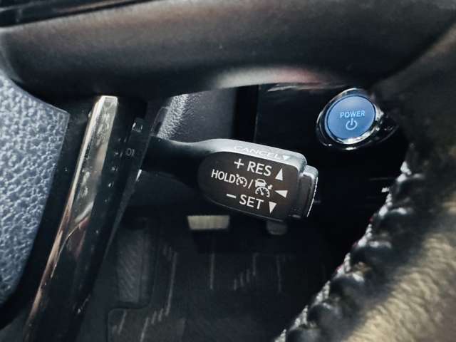トヨタ プリウス １．８ Ａ プレミアム R3年 (近畿) 99