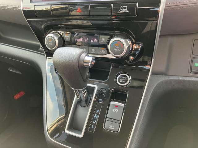 日産 セレナ ２．０ ハイウェイスター Ｖ R3年 (関東) 99