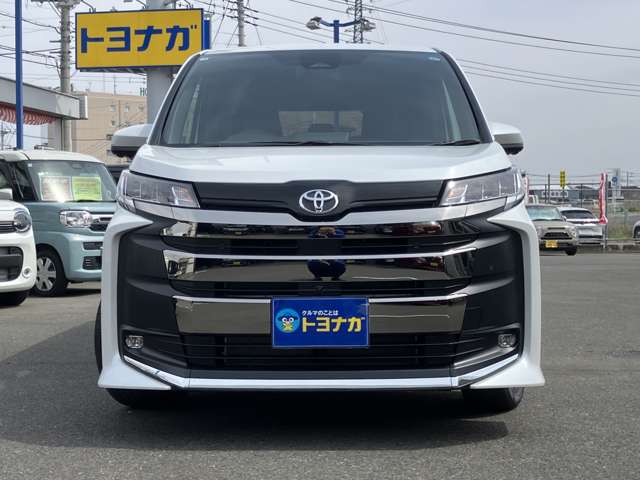 トヨタ ノア １．８ ハイブリッド Ｓ－Ｚ R8年 (関東) 99