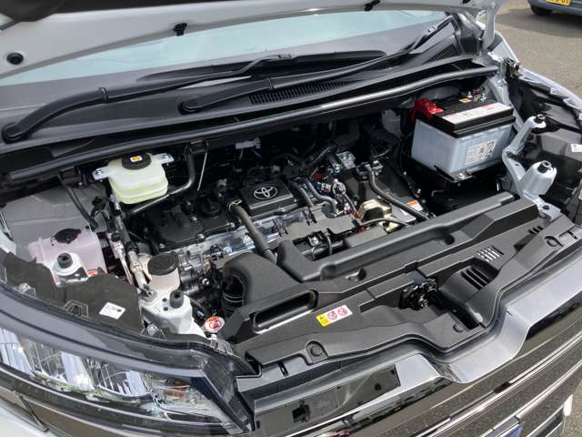 トヨタ ノア １．８ ハイブリッド Ｓ－Ｚ R8年 (関東) 99