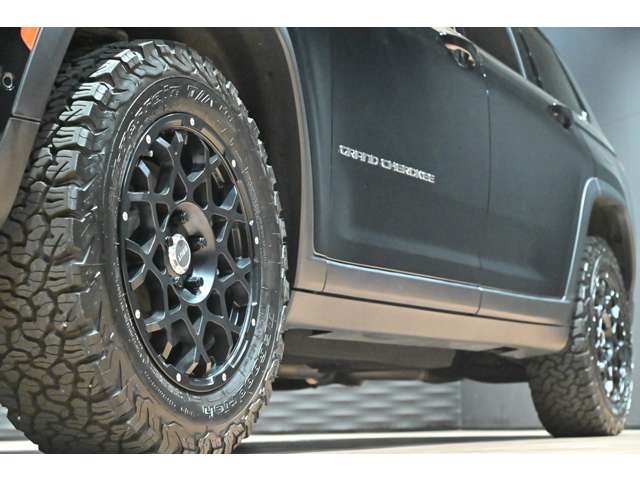 ジープ グランドチェロキーＬ リミテッド ４ＷＤ R4年 (関東) 99