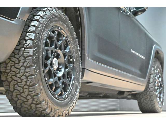 ジープ グランドチェロキーＬ リミテッド ４ＷＤ R4年 (関東) 99