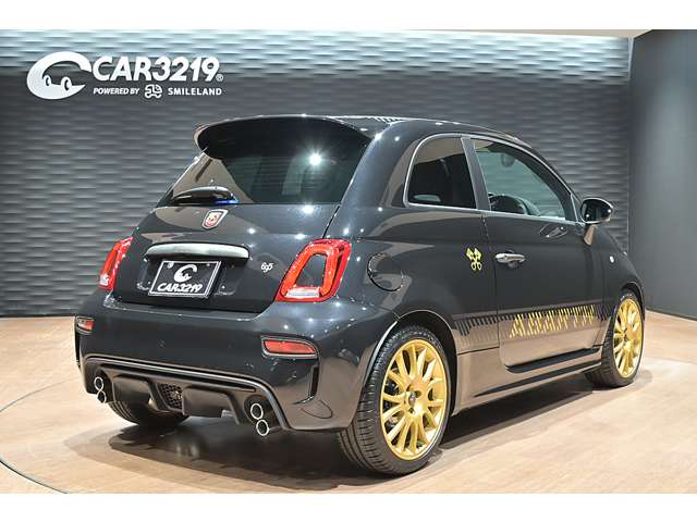アバルト ６９５セッタンタチンクエ アニヴェルサーリオ １．４ R6年 (関東) 99
