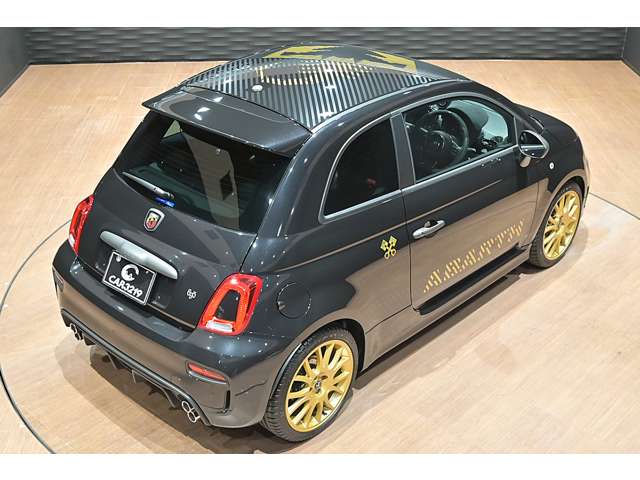アバルト ６９５セッタンタチンクエ アニヴェルサーリオ １．４ R6年 (関東) 99