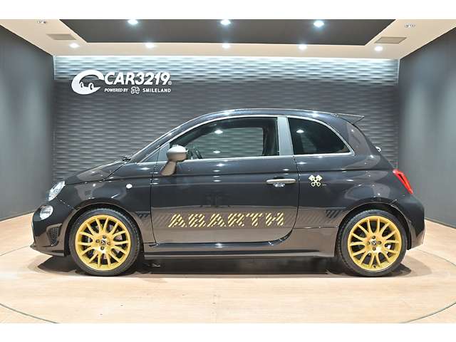 アバルト ６９５セッタンタチンクエ アニヴェルサーリオ １．４ R6年 (関東) 99