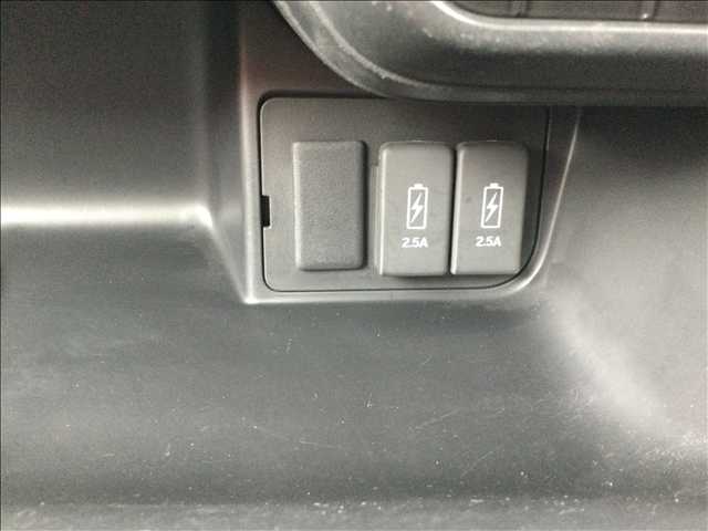 ホンダ Ｎ　ＢＯＸ カスタム ６６０ Ｌ R3年 (関東) 99