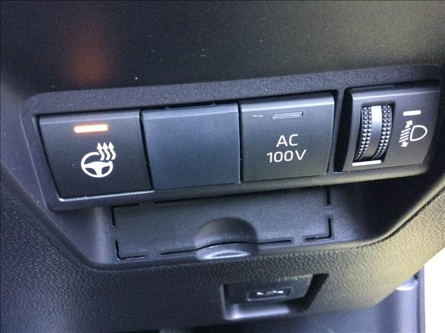 トヨタ アクア １．５ Ｇ R3年 (関東) 99