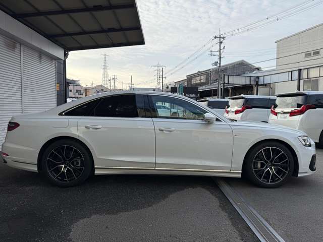 アウディ Ａ８ ５５ ＴＦＳＩ クワトロ ４ＷＤ R5年 (近畿) 99