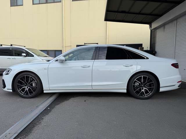 アウディ Ａ８ ５５ ＴＦＳＩ クワトロ ４ＷＤ R5年 (近畿) 99