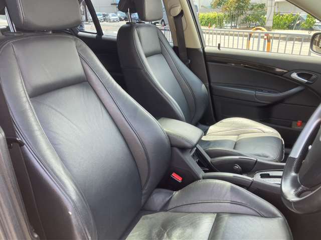 サーブ ９−３ エアロ ２．０Ｔ ＸＷＤ ４ＷＤ H23年 (近畿) 99