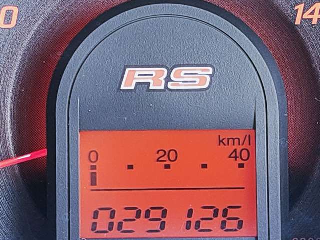 ホンダ フィット １．５ ＲＳ H23年 (近畿) 99