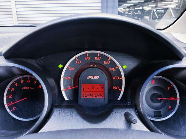 ホンダ フィット １．５ ＲＳ H23年 (近畿) 99