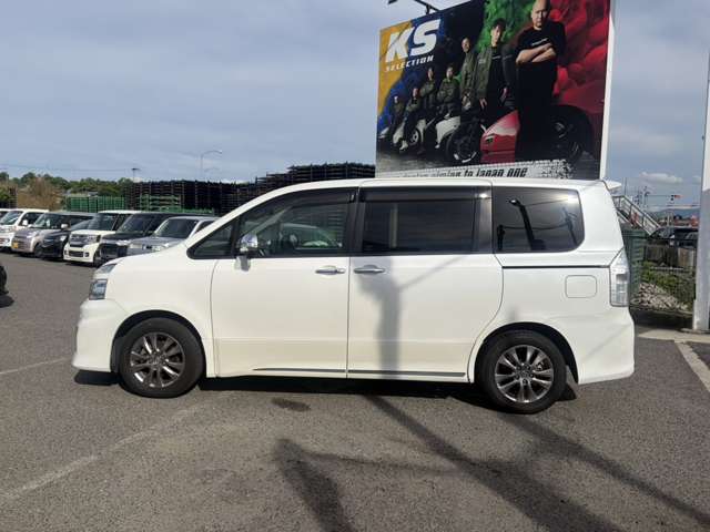 トヨタ ヴォクシー ２．０ ＺＳ 煌ＩＩ H24年 (近畿) 99