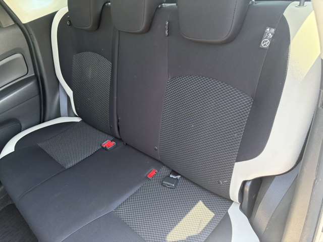 日産 ノート １．２ Ｅ－ＰＯＷＥＲ Ｘ H29年 (近畿) 99