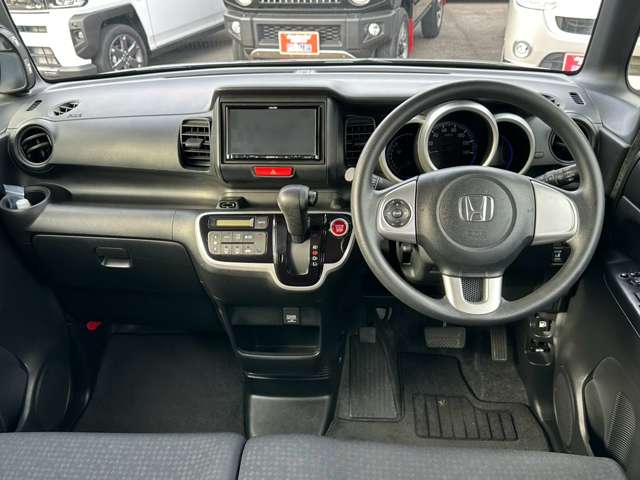 ホンダ Ｎ　ＢＯＸ ６６０ カスタムＧ H27年 (中国) 99