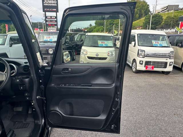 ホンダ Ｎ　ＢＯＸ ６６０ カスタムＧ H27年 (中国) 99