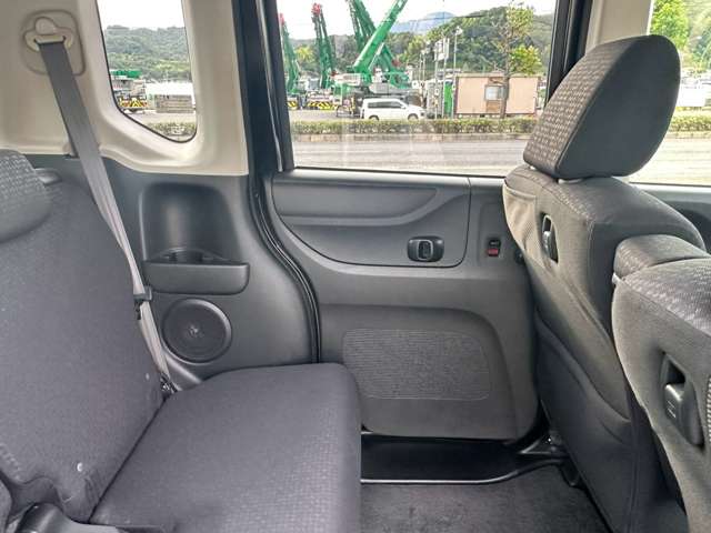 ホンダ Ｎ　ＢＯＸ ６６０ カスタムＧ H27年 (中国) 99
