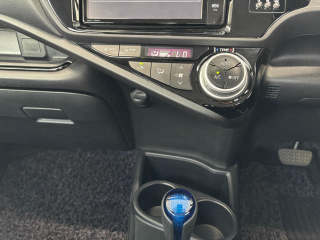 トヨタ アクア １．５ Ｓ スタイルブラック H29年 (東北) 99