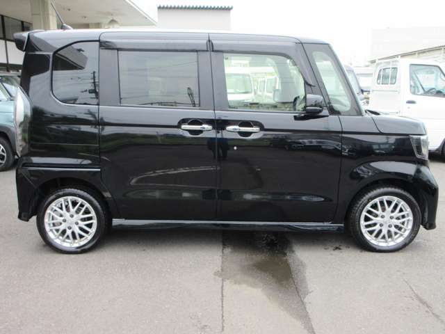 ホンダ Ｎ　ＢＯＸ カスタム ６６０ ＥＸ ターボ ４ＷＤ R3年 (東北) 99