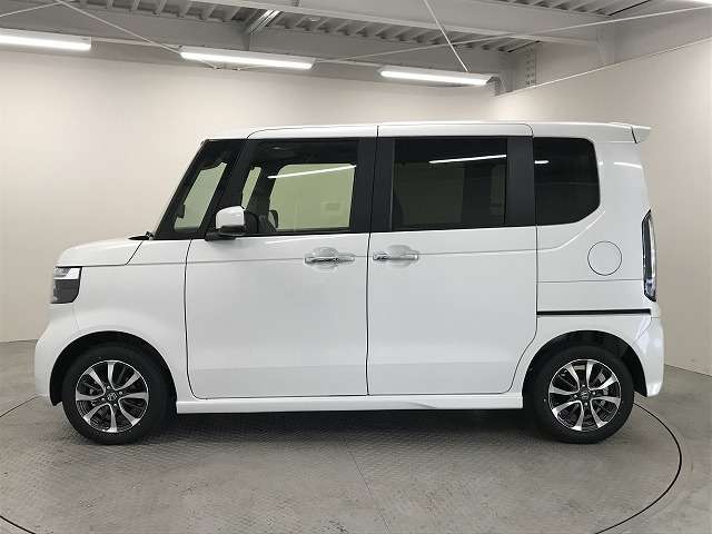 ホンダ Ｎ　ＢＯＸ カスタム ６６０ R8年 (近畿) 99