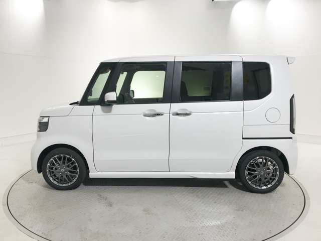 ホンダ Ｎ　ＢＯＸ カスタム ６６０ ターボ R8年 (近畿) 99