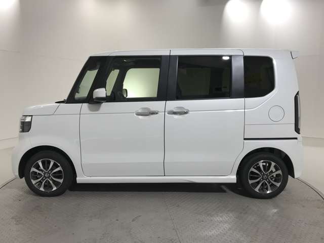 ホンダ Ｎ　ＢＯＸ カスタム ６６０ R8年 (近畿) 99