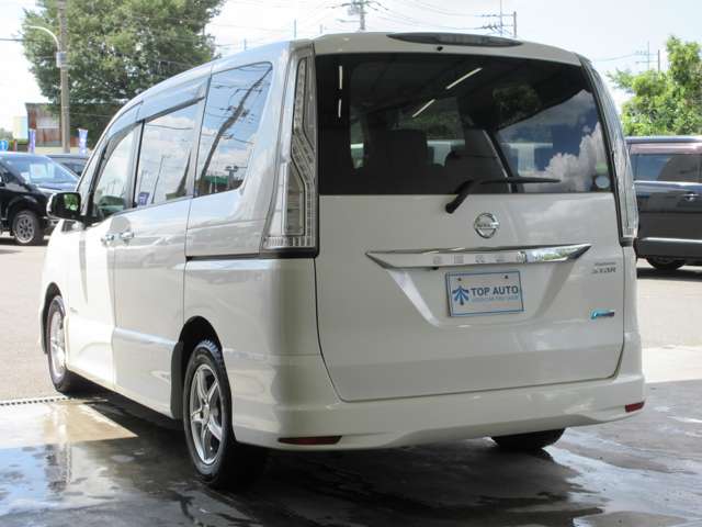 日産 セレナ ２．０ ハイウェイスター Ｖセレクション＋ＳＡＦＥＴＹ Ｓ－ＨＹＢＲＩＤ H27年 (関東) 99