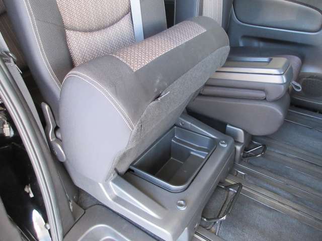日産 セレナ ２．０ ハイウェイスター Ｓ－ＨＹＢＲＩＤ H26年 (関東) 99