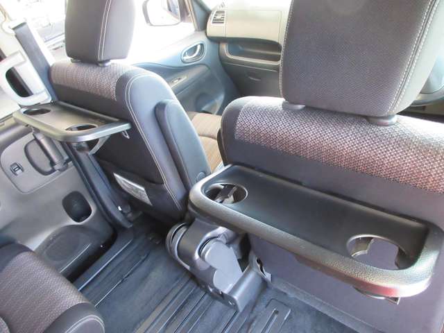 日産 セレナ ２．０ ハイウェイスター Ｓ－ＨＹＢＲＩＤ H26年 (関東) 99