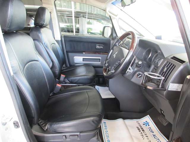 三菱 デリカ　Ｄ：５ ２．２ シャモニー ディーゼルターボ ４ＷＤ H28年 (関東) 99