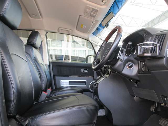 三菱 デリカ　Ｄ：５ ２．２ シャモニー ディーゼルターボ ４ＷＤ H28年 (関東) 99