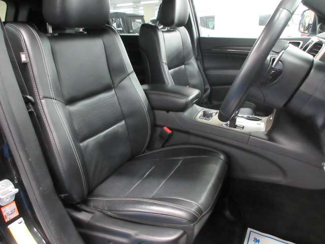 ジープ グランドチェロキー リミテッド ４ＷＤ H27年 (関東) 99