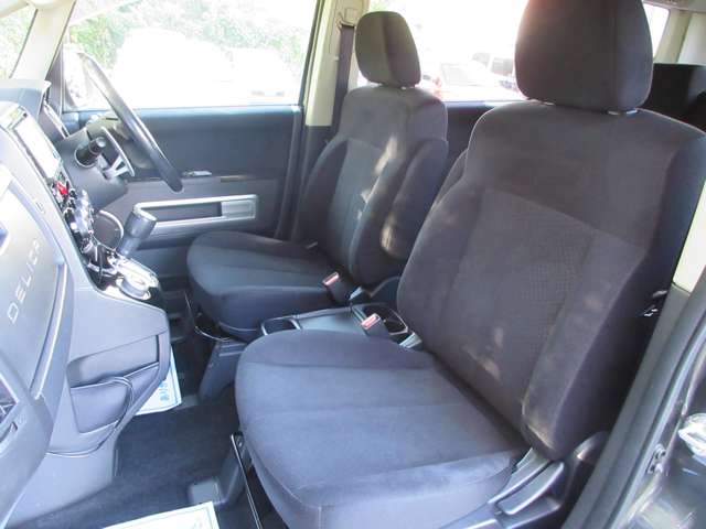 三菱 デリカ　Ｄ：５ ２．２ Ｄ パワーパッケージ ディーゼルターボ ４ＷＤ H27年 (関東) 99