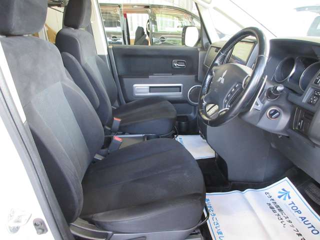三菱 デリカ　Ｄ：５ ２．２ Ｄ パワーパッケージ ディーゼルターボ ４ＷＤ H29年 (関東) 99